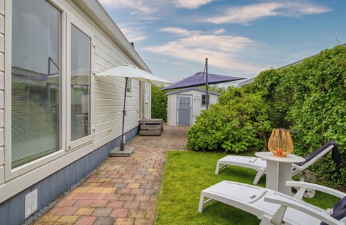 Retranchement Ski Chalet | 4-persoons Chalet aan zee op Slechts 150 Meter van het Strand Cadzand-bad