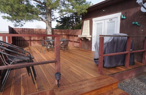 Fruita House | 4 Separate Beds and Queen Pull Out - You Will Want to Stay on This Working Farm