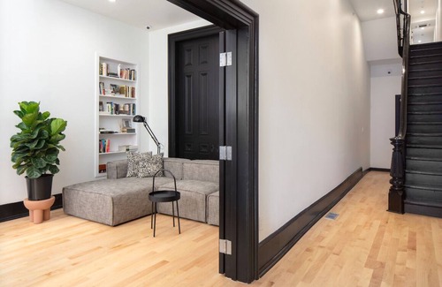 University City Apartment | 4003 Chestnut 1B in Philadelphia