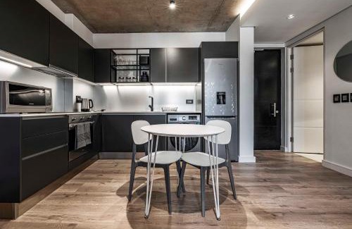 Cape Town City Centre Apartment | 409 The Signature, De Waterkant