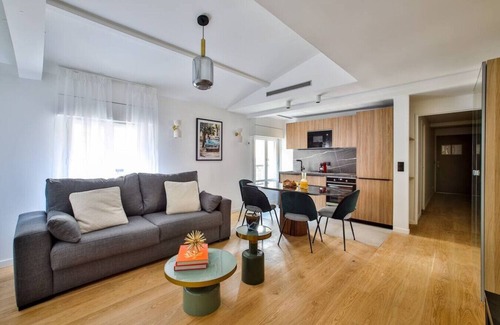 L'Europe Apartment | 41. Appart 4Pers#Madeleine#Gallerie La Fayette