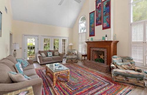 King City House | 412 Butler Avenue