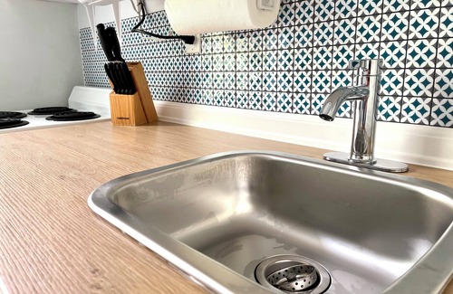 East Fort Lauderdale House | 4145 By The Sea Inn & Suites