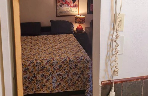 View Park-Windsor Hills Apartment | 420 Friendly Sweet Lil' Guesthouse by Sofi & LAX