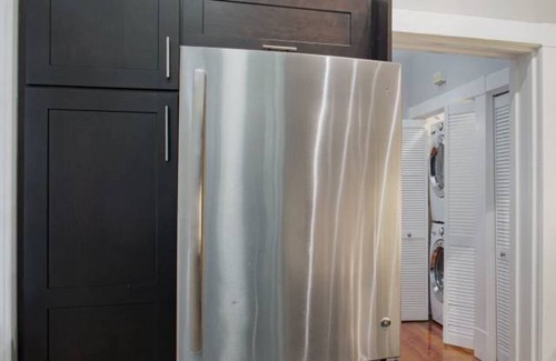 Eastside House | 420Waldburg A · Modern Apt with Southern Charm Blocks from Forsyth