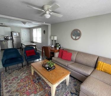 Crestwood South House | 47th Place Forest Park