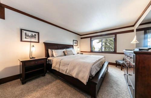 Tahoe Tavern House | 4BD Lakeside Retreat with Views