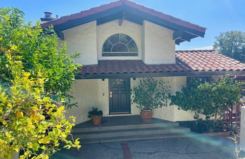 Emerald Hills House | 4BR/3BA retreat with stunning Silicon Valley views
