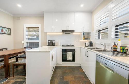 Fullarton House | 4BR Home in Fullarton