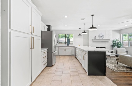 Bedford House | 4BR+Ping Pong+2500 sq ft