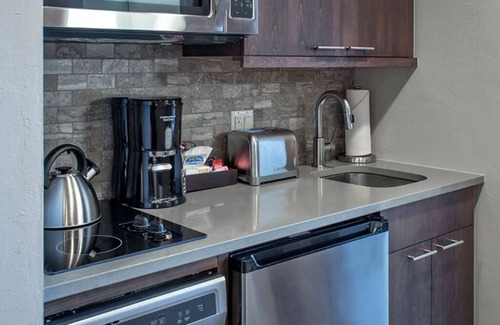 Peak 8 Resort | 4th of July at World Class Resort in Breckenridge! 2 bedrooms, sleeps 8!