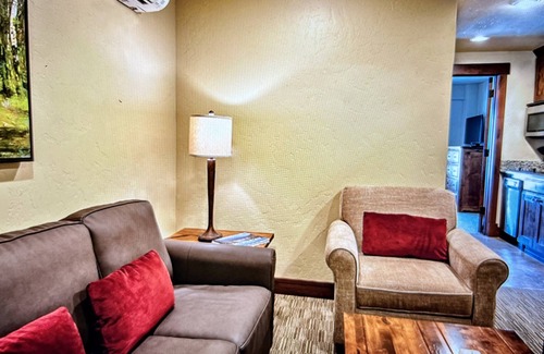 Breckenridge Resort | 4th of July Week- 3BR/3BA Sleeps 12 at Grand Lodge Peak 7