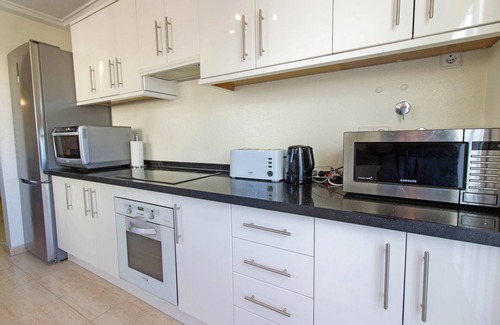 Gran Alacant Ski Chalet | 5 Bed Villa with Private Heated Pool & Games Room, Gran Alacant, Alicante