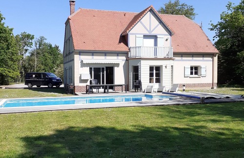 Le Touquet-Paris-Plage Villa | 5 Bedrooms Villa In Le Touquet-Paris-Plage