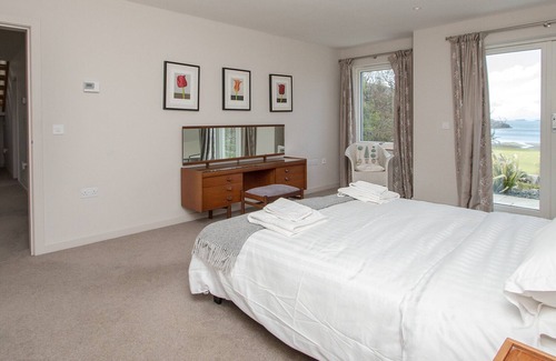 Isle of Luing Cottage | 5 bedroom accommodation in Barbreck, near Lochgilphead