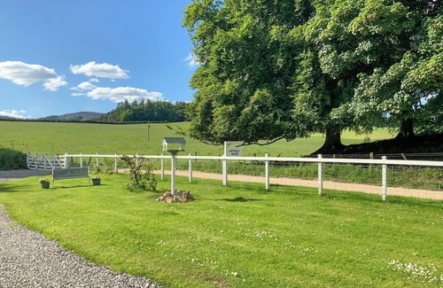 Scaniport Cottage | 5 bedroom accommodation in Scaniport, near Inverness