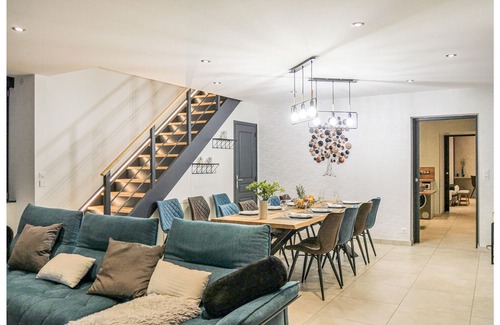 Ponts House | 5 bedroom accommodation in Ponts