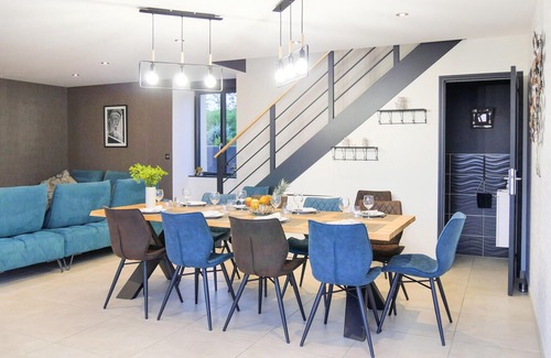 Ponts House | 5 bedroom accommodation in Ponts