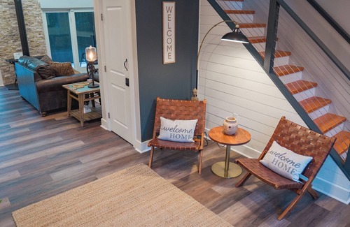 Pocono Pines Cabin | 5-bedroom cabin in peaceful Pocono Pines with AC, WiFi, and lots of nature