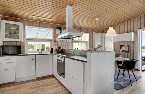 Haurvig House | 5 bedroom cozy home in Hvide Sande