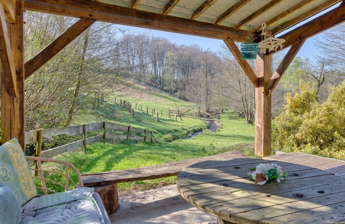 La Trinite House | 5 bedroom awesome home in Villedieu-les-Poêles