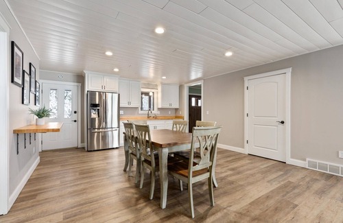 Nisswa House | 5 Bedroom Lake House w/Private Swimming Area on Gull Lake - Deck w/Amazing Views