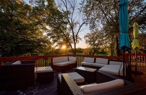 Detroit Lakes House | 5 bedroom vacation home on 47 acres