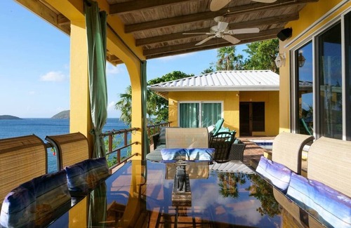 Tropaco Point House | 5 Bedroom Waterfront Villa Tryst