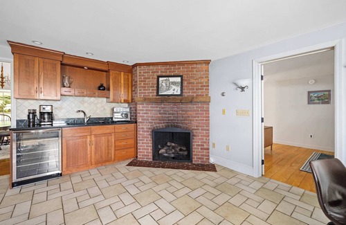 Clarendon House | 5-BR Vermont Retreat w/Hot Tub & Mountain Views