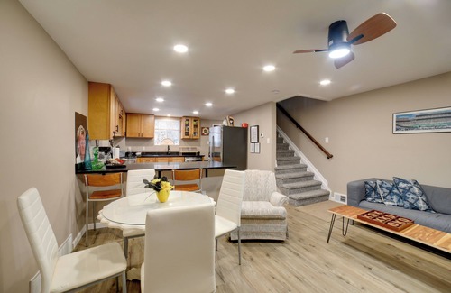 South Hills House | 5 Mi to Dtwn Pittsburgh: Home w/Deck!