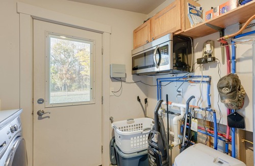 White Pigeon Apartment | 5 Mi to St Joseph River: Apartment w/Fire Pit!