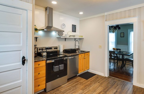 Glens Falls House | 5 Mi to West Mountain: Glens Falls Home!