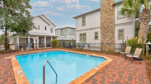 Grayton Cove House | 5 Mins to Beach Shared Pool Covered Deck Bikes Heron Cottage by AvantStay