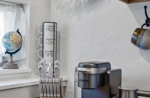 Southside House | 5 minute walking to downtown, NAU, coffee shops, shopping, parks and more!