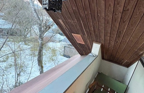 Handeki Onsen House | 5 minutes by car from Yubatake! Enjoy bliss and luxury in a private villa with a hot spring bath in the nature-rich Kusatsu Onsen!