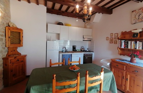 Fermo House | 5 minutes from the sea, panoramic terrace. the pomegranate borgocasalcristiana