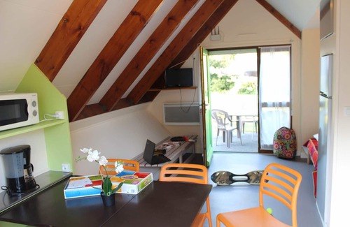 Merdrignac Ski Chalet | 5-person family gîte