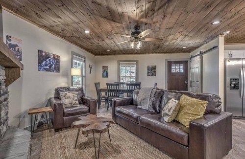 Ellijay Cabin | 5-Star Cabin w/Hot Tub, Game Room, & Resort Perks!