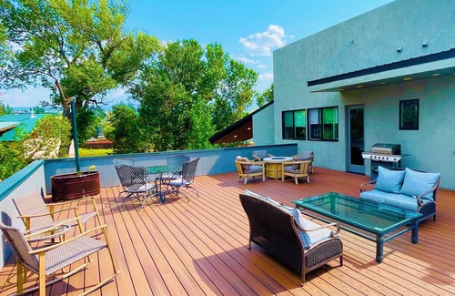 La Veta House | 5 Star Luxury Home Surrounded by Nature