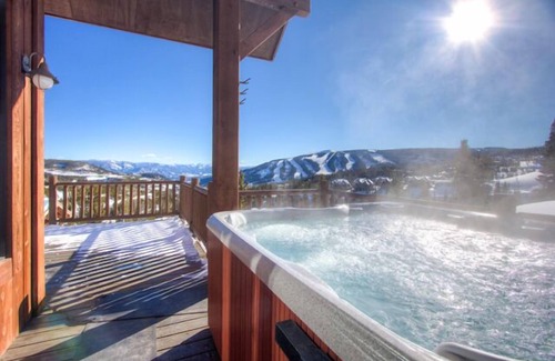 Big Sky House | 5 Star Luxury Silver Star Chalet in Moonlight Basin, Views,Hot Tub,2 Fireplaces