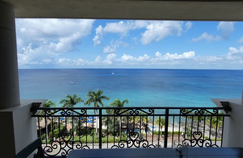 Cozumel Condo | 5 STAR RESORT OCEANFRONT PARADISE PENTHOUSE