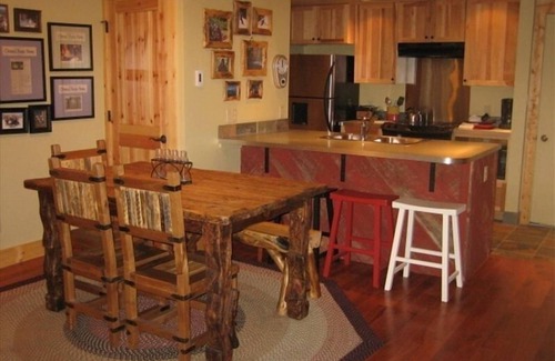 Crested Butte Condo | 5 Star Reviews! Exquisite Mountain View! UPDATED TV's & Wifi!