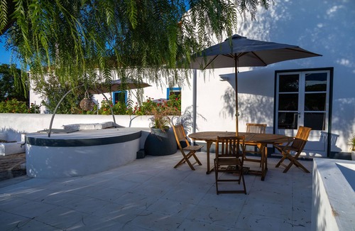 Vimieiro Villa | 5 Star Villa Exclusively yours! 7 Bedrooms + pool 21 guests + Events/Barn Évora