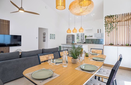 La Riviere Saint-Louis Villa | 5-star villa with pool, summer kitchen and ocean view