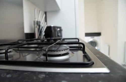 Milton Keynes House | 5 Swiftsure - Stunning 4 Bed Home, free parking