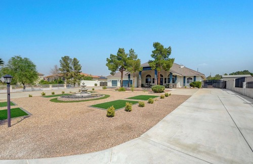 Foothills Villa | 5 Themed BDs Luxury Estate w Pool, Spa & Game Room close to Las Vegas