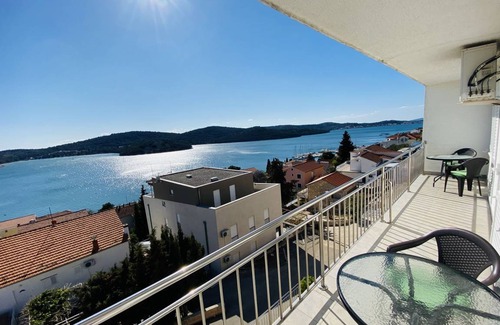 Tijesno Apartment | 50 m² Apartment ∙ 2 bedrooms ∙ 5 guests