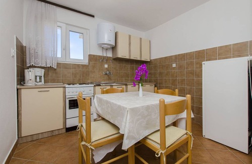 Tijesno Apartment | 50 m² Apartment ∙ 2 bedrooms ∙ 5 guests