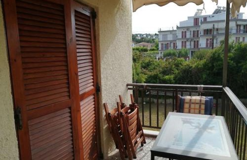 Haniotis House | 50 metres from the beach