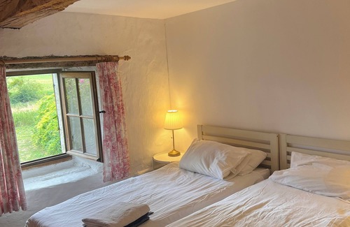 Saint-Meard-de-Gurcon Other | 50% off for Sept - £900/week! Gorgeous converted farmhouse in the Dordogne